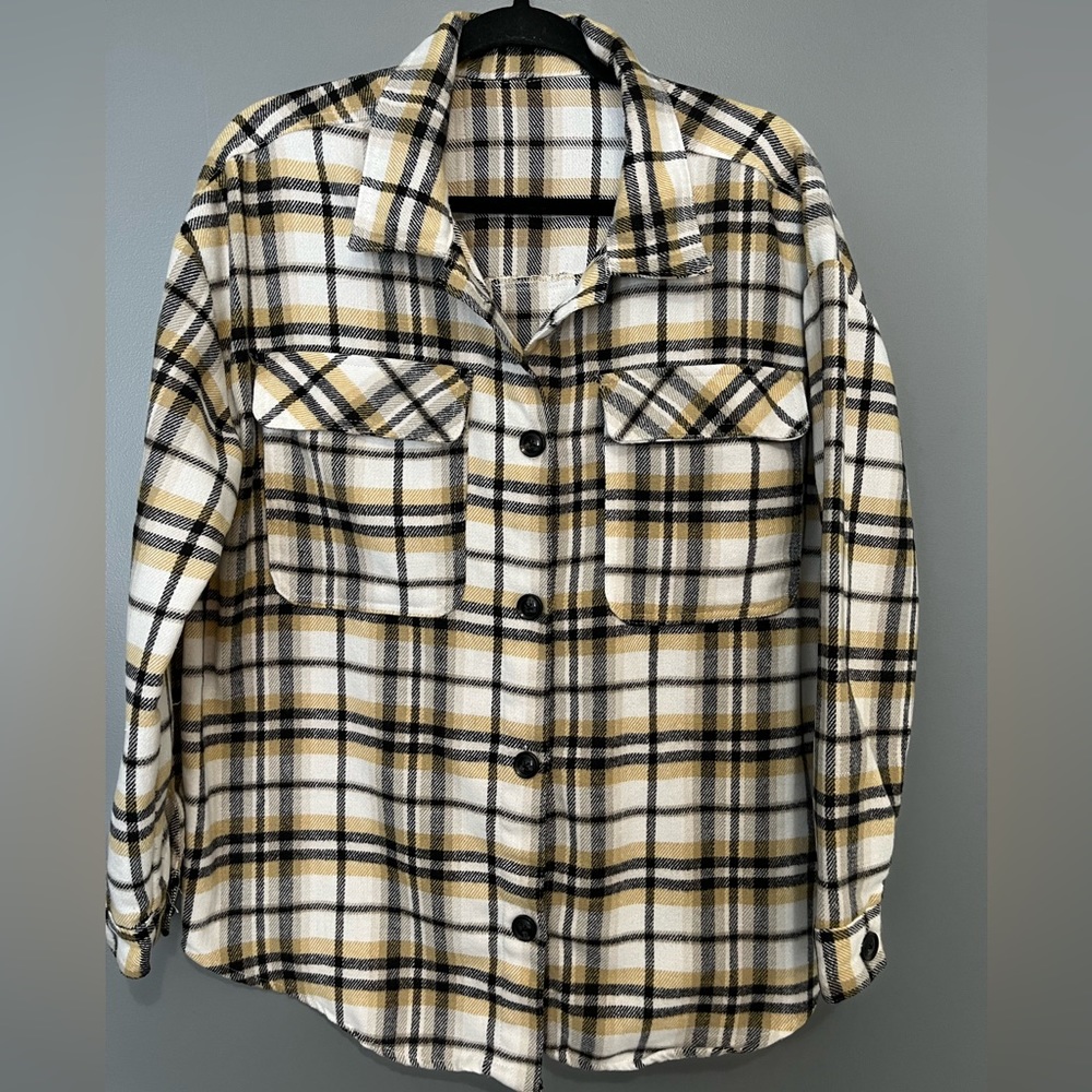 🎉 3 for 🎉 $15 Plaid Shacket great used condition